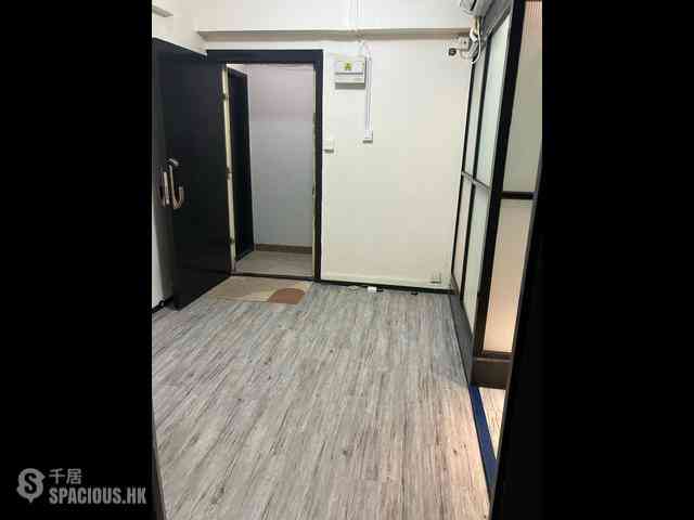 Wan Chai - 2-4, Gresson Street 01