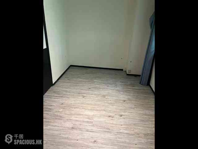 Wan Chai - 2-4, Gresson Street 02