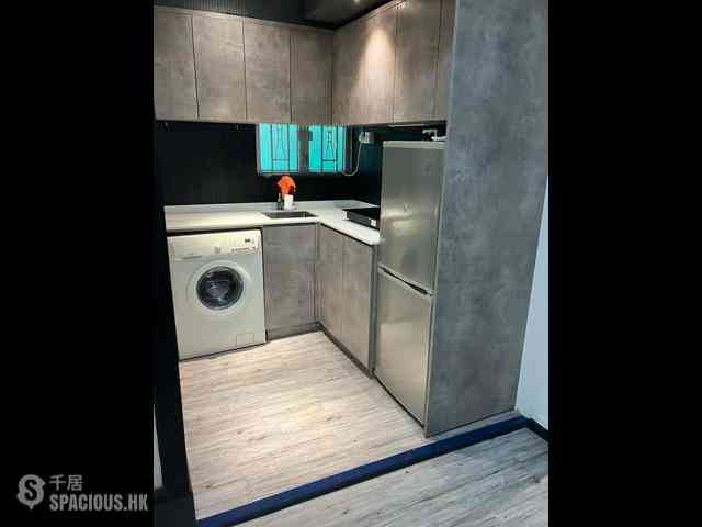 Wan Chai - 2-4, Gresson Street 08