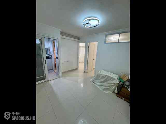North Point - Raymond Court 04