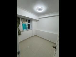 North Point - Raymond Court 05