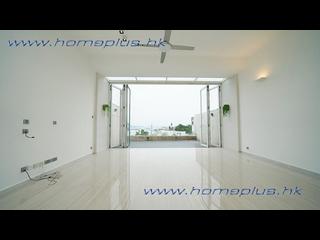Clear Water Bay - Little Palm Villa 03