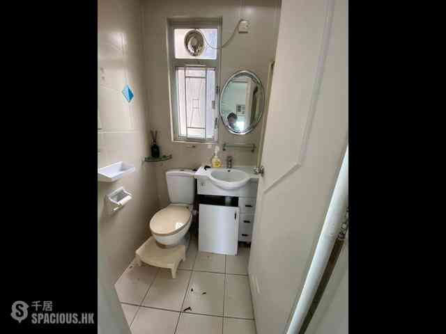 Kennedy Town - Grand Fortune Mansion 11
