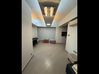 Mong Kok - Yuen Fat Building 04