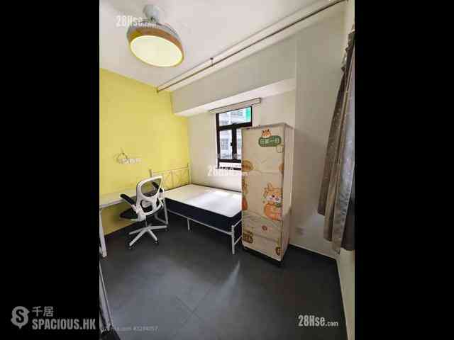 Sai Ying Pun - Lee Wai Building 05