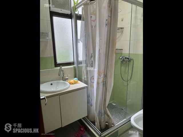 Sai Ying Pun - Lee Wai Building 08