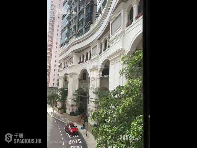 Sai Ying Pun - Lee Wai Building 09
