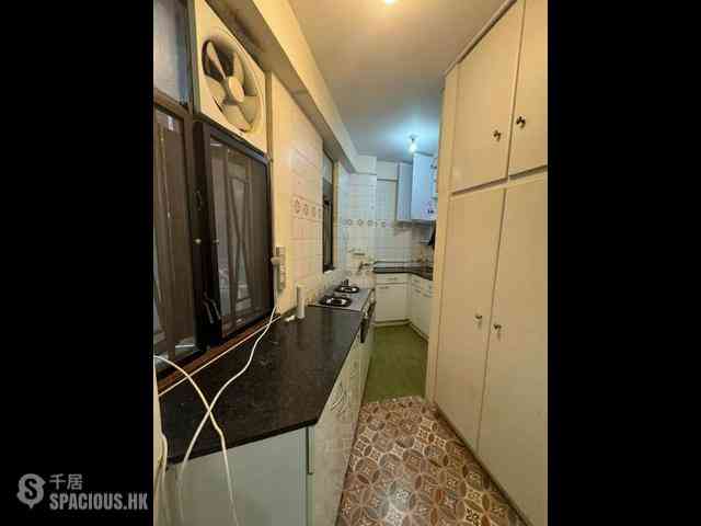 North Point - Wah Hong Mansion 02