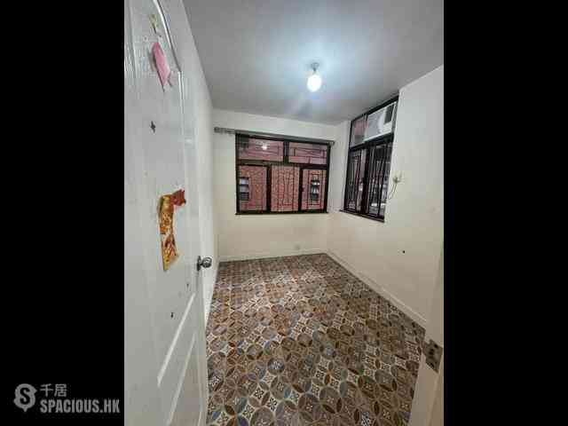 North Point - Wah Hong Mansion 04