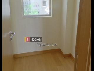 Sai Ying Pun - The Nova 07