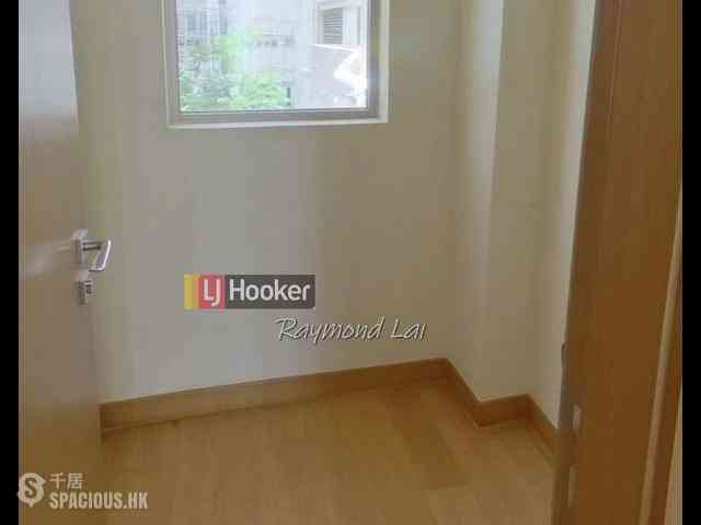 Sai Ying Pun - The Nova 07