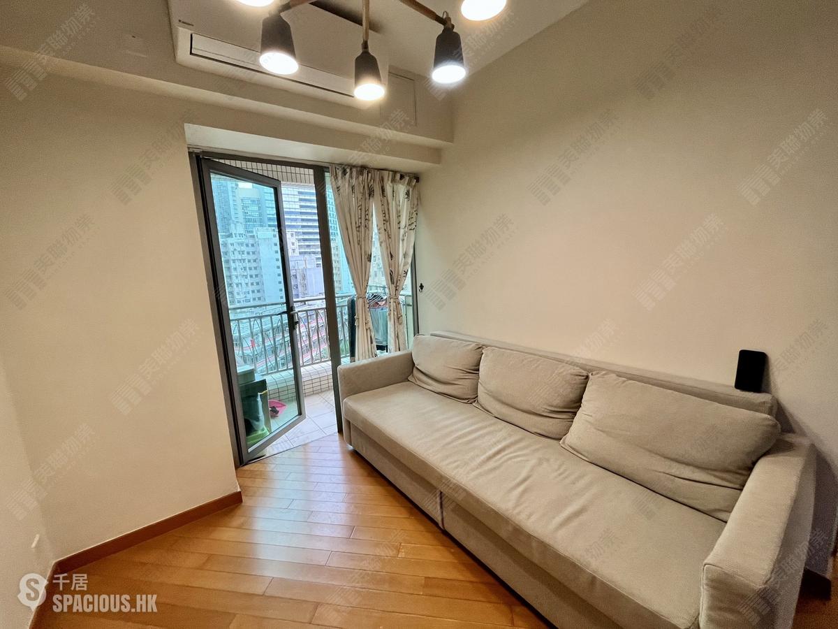 Wan Chai - The Zenith 01