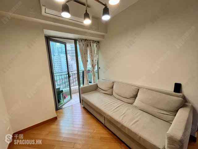 Wan Chai - The Zenith 01