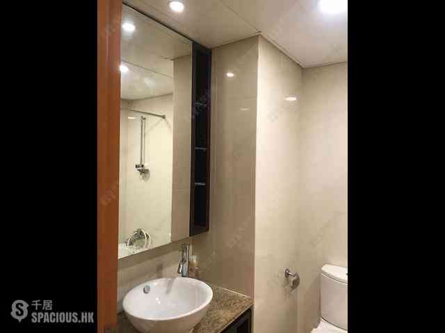 Wan Chai - The Zenith 04