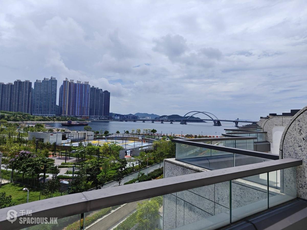 Tseung Kwan O - Alto Residences 01