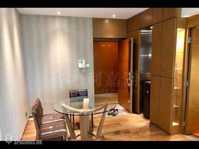 West Kowloon - The Arch Sky Tower (Block 1) 04