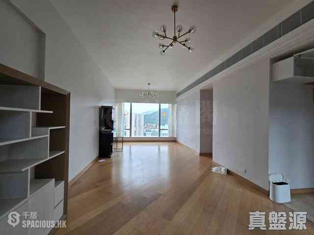 Ap Lei Chau - Larvotto Block 5 02