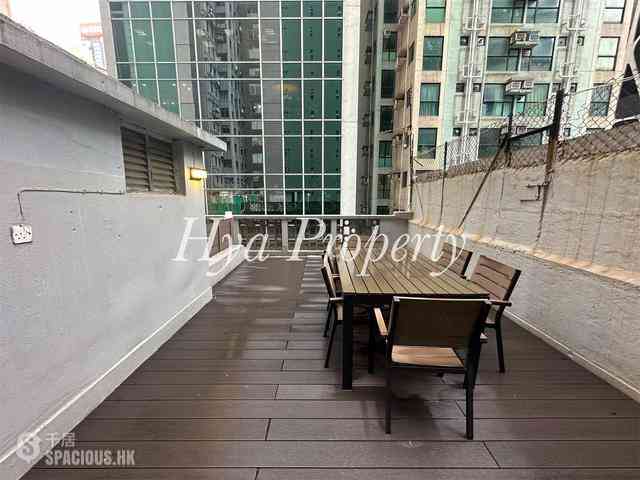 Causeway Bay - 24, Yiu Wa Street 04