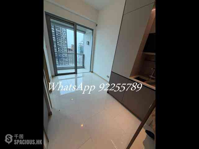 Sai Ying Pun - Upper Manor 02