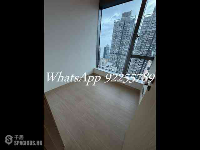 Sai Ying Pun - Upper Manor 09