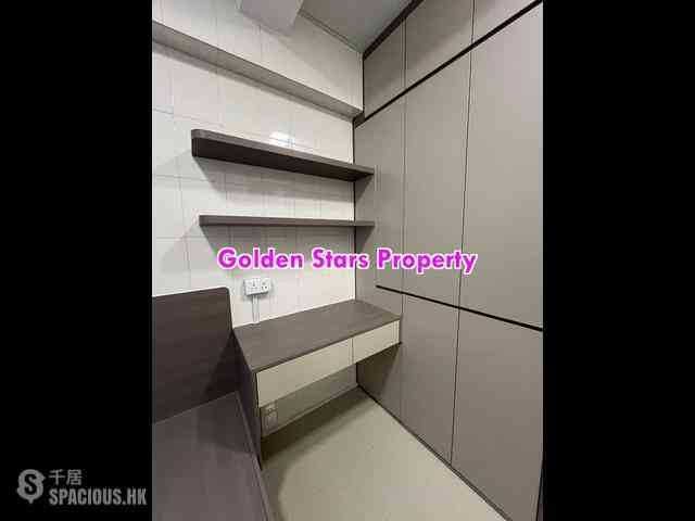 Sai Ying Pun - 246, Queen's Road West 03