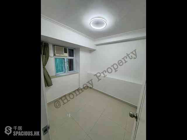 North Point - Raymond Court 04