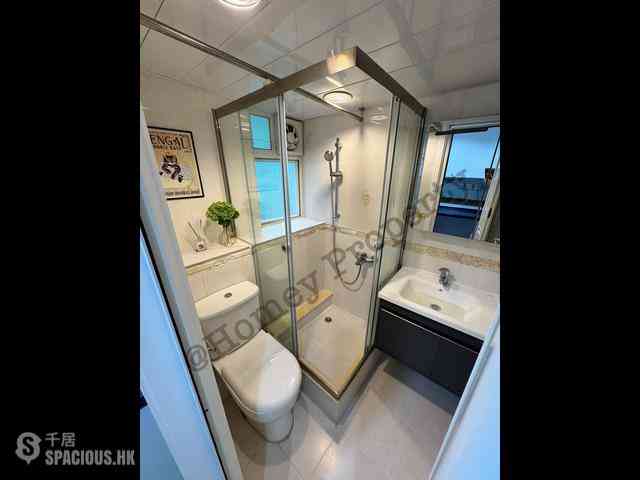 North Point - Raymond Court 05