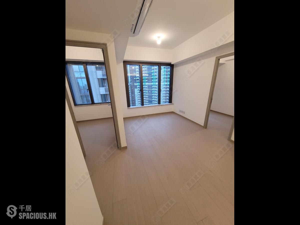 Wong Chuk Hang - The Southside Phase 3B Blue Coast Tower 2B 01