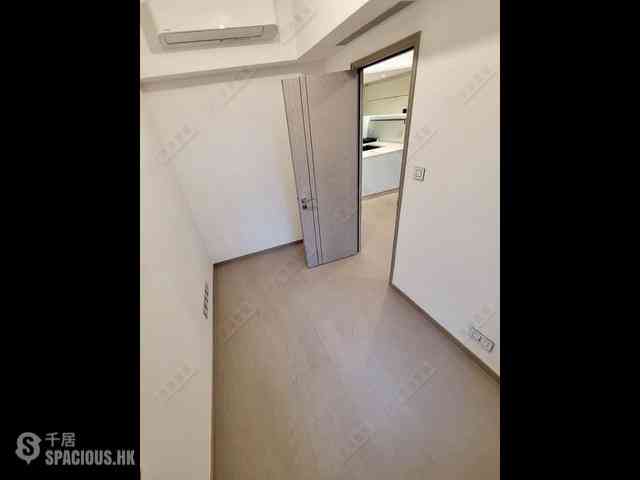 Wong Chuk Hang - The Southside Phase 3B Blue Coast Tower 2B 03