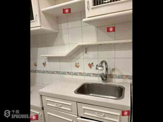 Whampoa Garden - Whampoa Garden Phase 2 Cherry Mansions Block 6 04