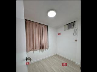Whampoa Garden - Whampoa Garden Phase 2 Cherry Mansions Block 6 05