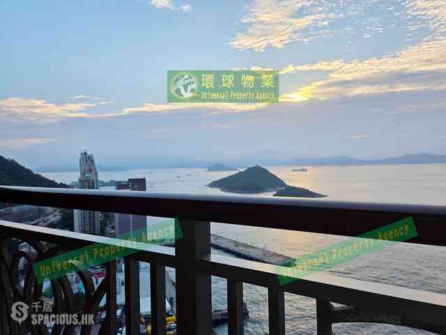Kennedy Town - The Merton Tower 2 04