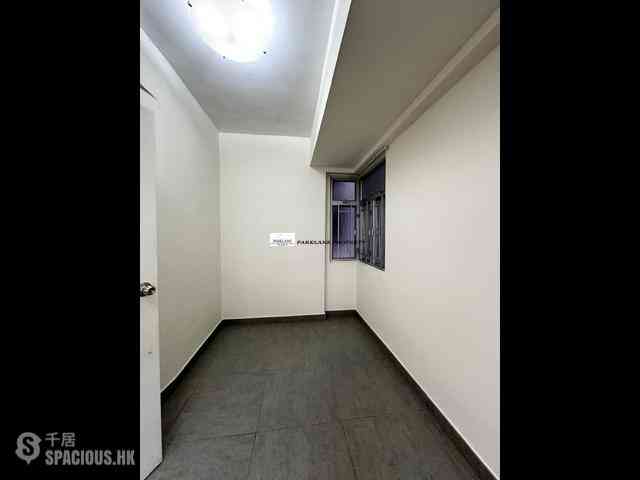 Happy Valley - King Tak House 05