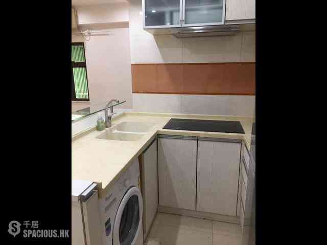 Wan Chai - Ying King Building (Mansion) 02