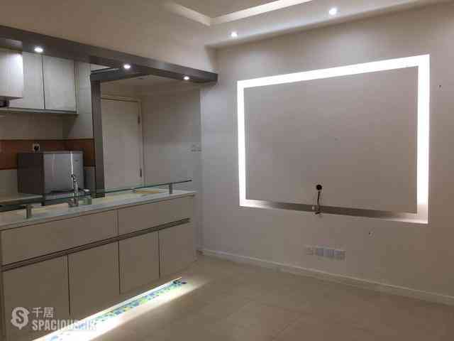 Wan Chai - Ying King Building (Mansion) 04