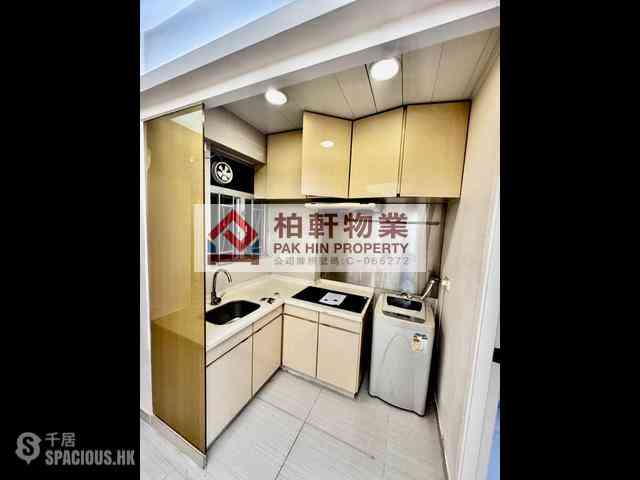 Quarry Bay - Yick Fat Building 06