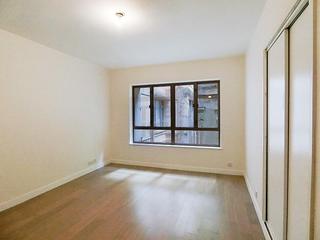 Mid Levels Central - Kam Yuen Mansion 04