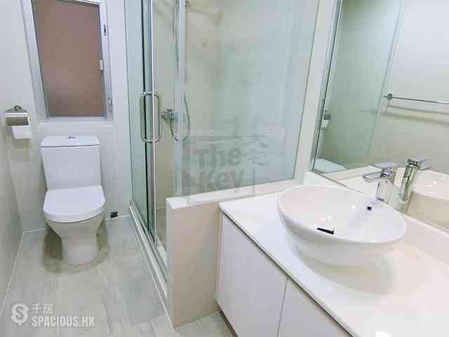 Mid Levels Central - Kam Yuen Mansion 06