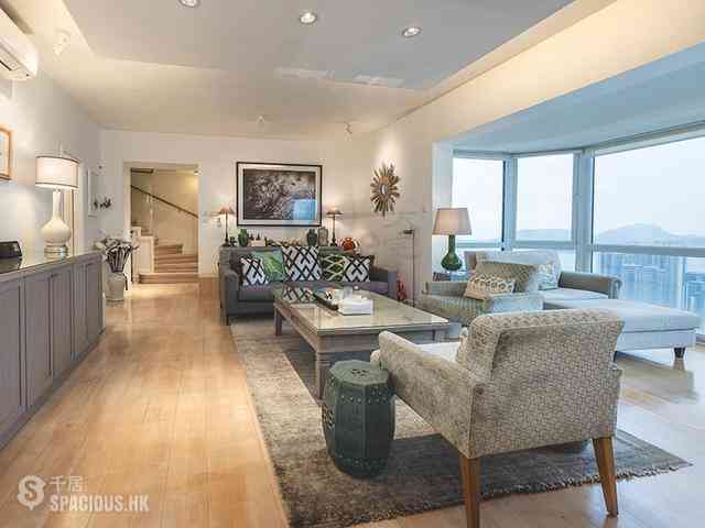 Pok Fu Lam - Woodbury Court 01