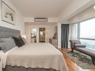 Pok Fu Lam - Woodbury Court 11