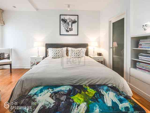 Pok Fu Lam - Woodbury Court 12