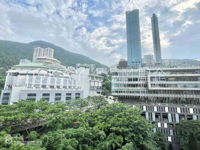 Happy Valley - The Urban Edition 01