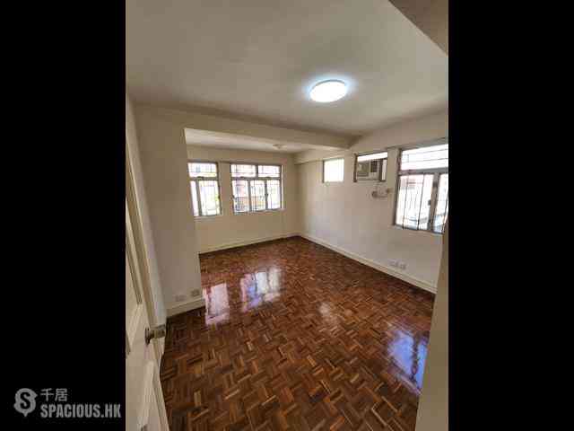 Sai Ying Pun - Cheong King Court 10