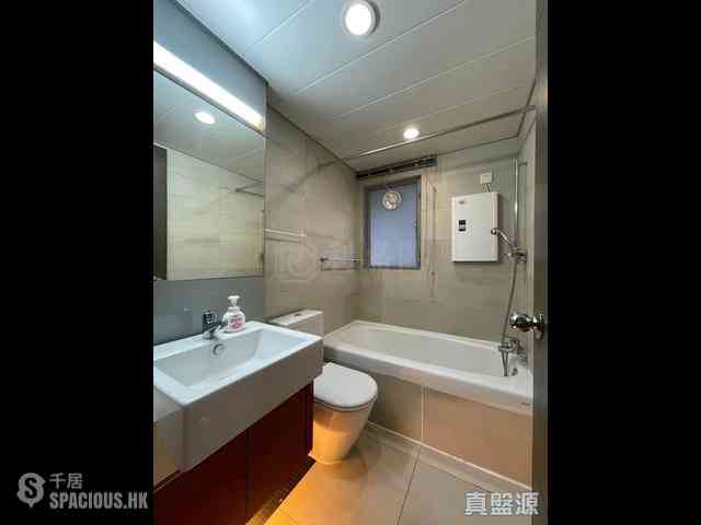 Sai Wan Ho - Grand Promenade Block 3 07