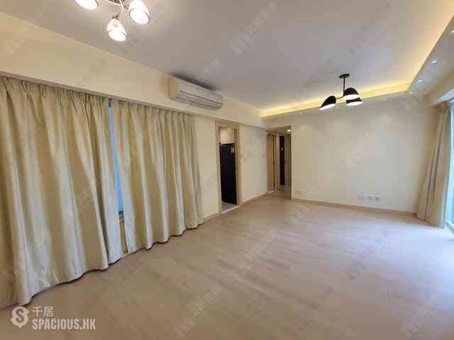 Soho - Centrestage Block 1 02