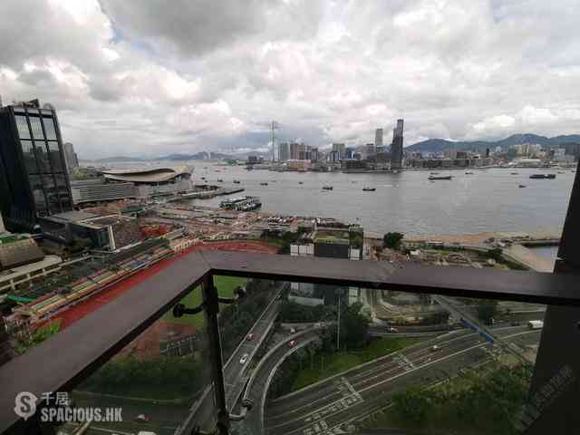 Wan Chai - The Gloucester 02