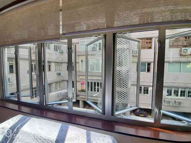 Mid Levels Central - Hong Lok Mansion 05