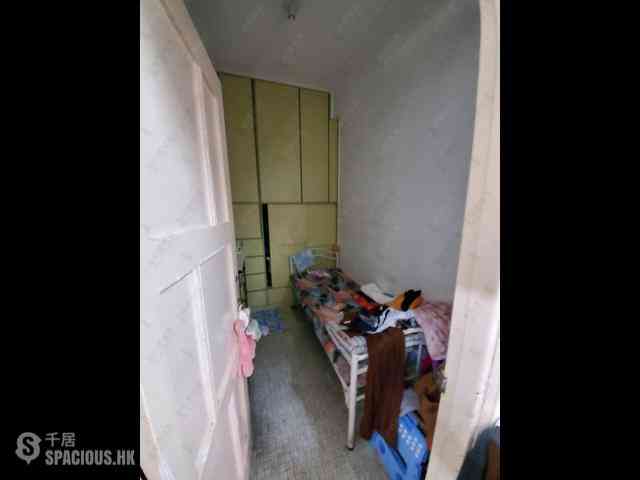 Mid Levels Central - Hong Lok Mansion 11