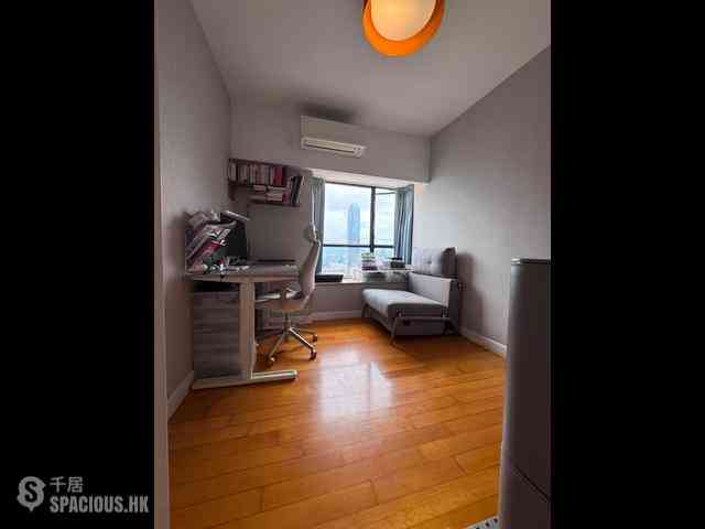 Mid Levels Central - The Grand Panorama 06