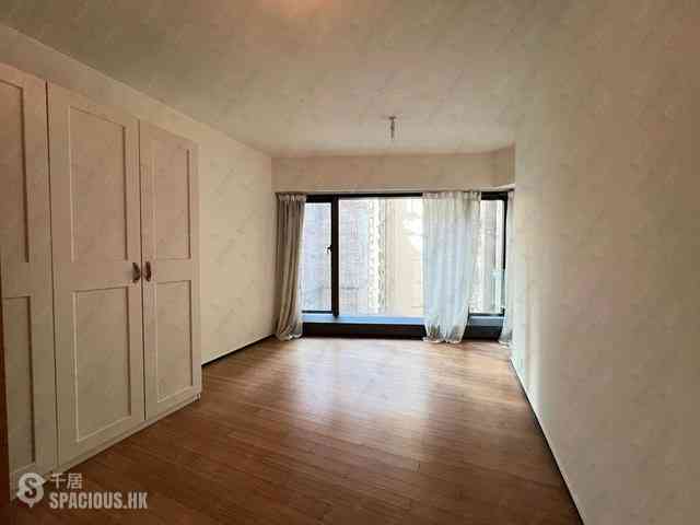 Mid Levels Central - Arezzo 15